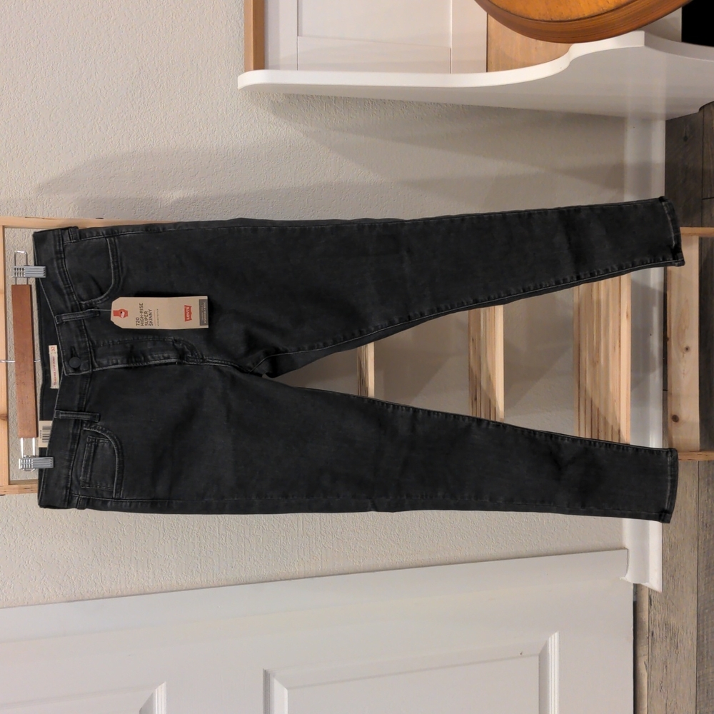 Levi's 720 HW super skinny jeans